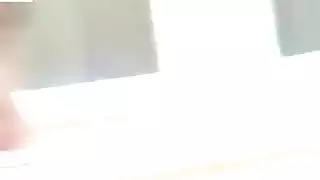 مقطع إكس إكس إكس: تصويرها عارية بينما أهمس بكلام إباحي صريح