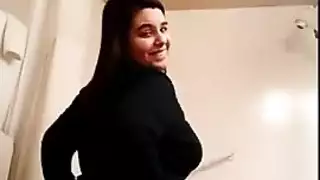 نيك بنات فطيازهم الجامده وصعد يه