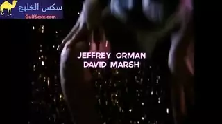 هجوم بيمبو صريح: مضاجعة ثلاثية إباحية قاسية