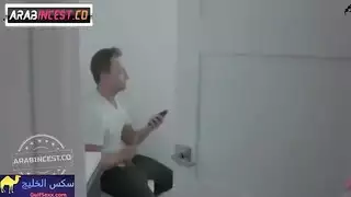 ثلاثي نسائي: زوجة الأب تفسد الأختين