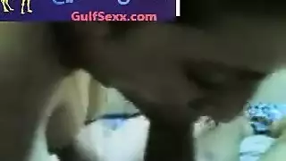 سيدة مصرية ناضجة ساخنة في فعل لسان فاحش