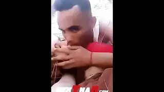 قحبة خليجية طرية تتعرض لتمدد فرجها بزب ضخم
