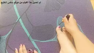 عبادة قدمين إكس إكس إكس: إلهة مصرية وأظافرها المطلية