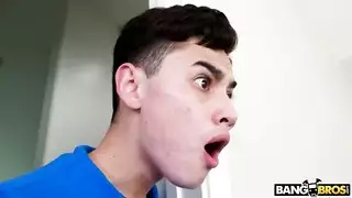 افلام سكس يضرب اخته عشان ينيكها