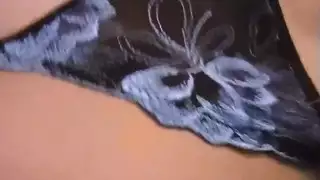 إيريكا الحورية تحقق نشوات متعددة بجهاز اهتزازي