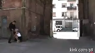 شقراء مثيرة تمارس الجنس بعنف مع رجلها