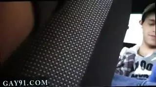شقراء حامل ذات صدر كبير تمص وتمارس الجنس بمهارة