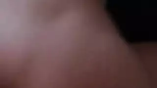 ساعات العمل تتحول إلى مشهد إباحي مع معلمة فاسقة