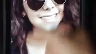 المرة الأولى لناتالي مع مدلكة سحاقية مسنة عبادة الفرج