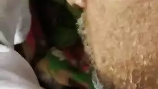 أمي الساخنة مكشوفة في فيديو منزلي صريح