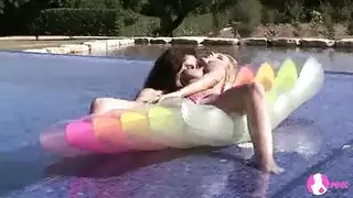 سكس عربي اطيز كبير حريم كبير