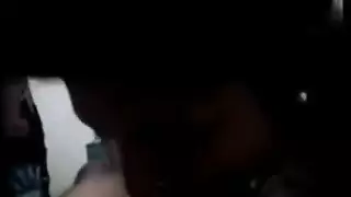 سكس هندي جامح: اختناق من القضيب السميك