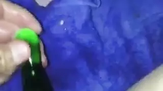 جندي مستقيم يقدم مص عميق في الجبهة والمزيد