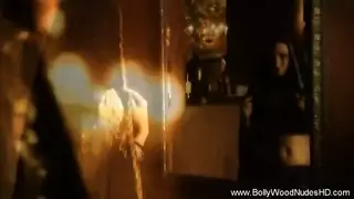 ساكس في المسبح غير متوقع