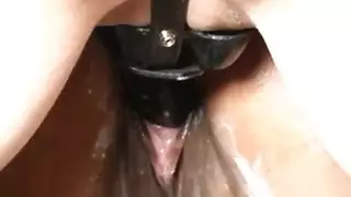 هيمنة شديدة على جينز الشرطي – مشهد bdsm كامل