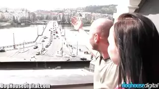 مص قضيب من منظور المشارك: مص حتى القذف