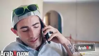ميلف وحيدة في الغرفة شريط سكس فردي صريح