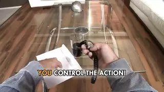 اسحب شعرها و اضربها من الخلف