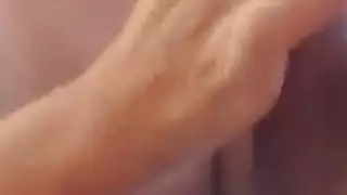 مهارات ليندسي الفموية: تحب سائل زوجها المنوي