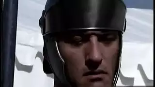 كيت المثارة تأخذ قضيب غريب في حلقها