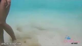 آريا سكاي المتلهفة تستخدم مديرها لجماع مكتبي عنيف