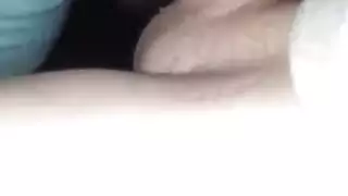 جنس بهوية مخفية: نائب الرئيس يضرب مراهقة بمؤخرة كبيرة من الخلف