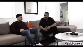 سيدات ناضجات في أفلام جنس صريحة