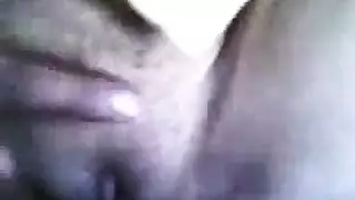 محجبة تأخذ الزب في فمها وطيزها بقوة