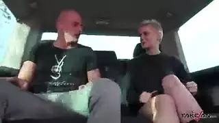 لواط عنيف وادوات جنسيه