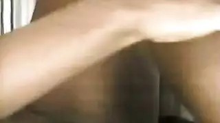 بنات يأكلون سكاسةبعضهم