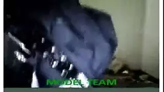 حركة عنيفة: بكاء من المتعة الساحقة