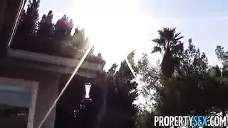 سنة من مشاهد البورنو والجنس الصريح بدون توقف