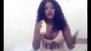 أميرة عربية ناضجة – كسي يحتاج زبك، لا تتردد
