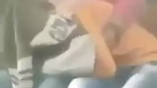 إثارة علنية: العب على فرج البنت المصرية وحلماتها
