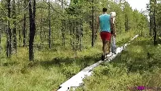 شهوة في الخارج: دعك الكس يتحول إلى نيك مكثف