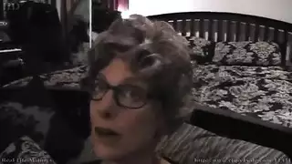 غاضب مضحك قديم ويونغ