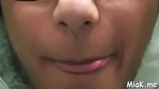 الزب تحت البوسك