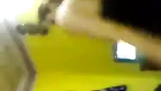 رقص إباحي لعراقية جميلة يتحول لجلسة بورن عنيفة