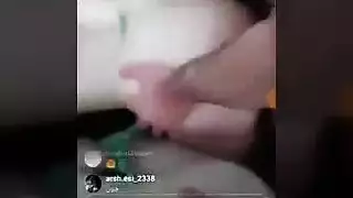 إباحية إنستجرام: شاب عربي يمارس الجنس بعمق في فتحات حبيبته