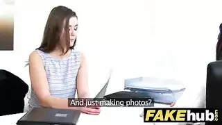 سحاق و لحس موديل عاري سكسي تمارس الشذوذ الجنسي لأول مرة مع المديرة