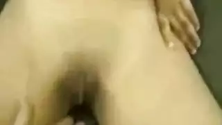 فلم سكس عراقي: زب كبير ينيك اخت الزوجة بقوة
