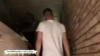 فاجرات صغيرات يفقدن عذريتهن في فعل جماعي