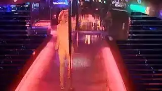 شغل هذا gif الإباحي: نكاح ثديين لا نهاية له وقذف