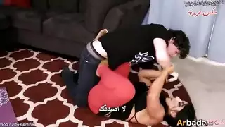 تستمتع بزب ابنها