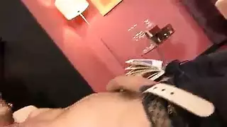 قذف شرجي على البطن مع ميلف ممتلئة الجسم