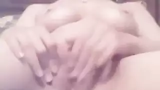 أفلام إباحية: رعشة جماع شديدة لجميلة مصرية