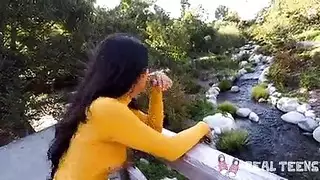 غرائز طبيعية: سكس خارجي عنيف مع صوفيا ليون