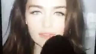 ايميل عنيف