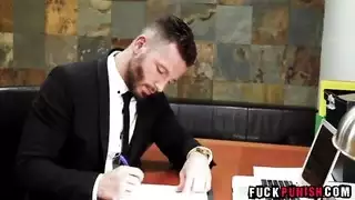 امرأة سمراء مع الثديين جميلة يريد القضيب معبأة في ضيق كس