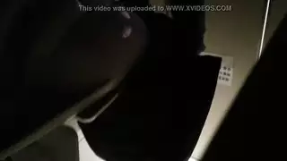 لمس ذاتي محظور يتم التقاطه بكاميرا تجسس